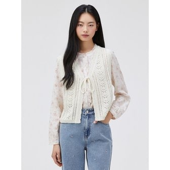 써스데이아일랜드 레이스 믹스 프린트 프릴 블라우스_T262MBL148W