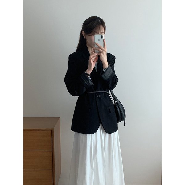 [알로하 PICK] SIGNATURE BELTED BLAZER BK