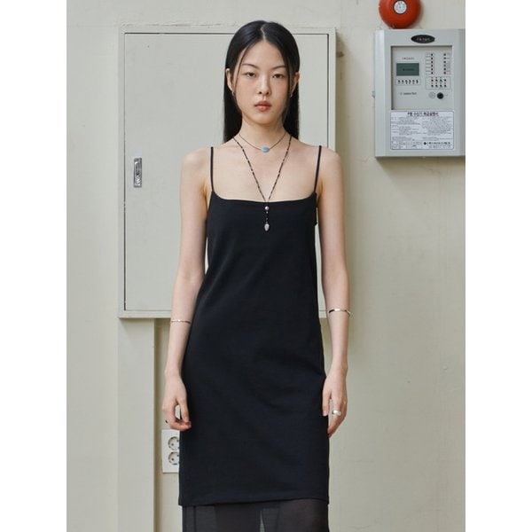 Square Neck Sleeveless Dress_Black