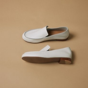 킨더살몬 Cloud Leather Loafer White