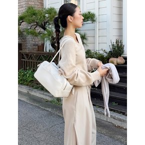 SIAC3137 Puff Bag_Ivory