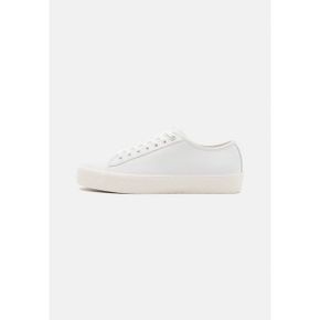 4199355 BOSS Trainers - white 71448999