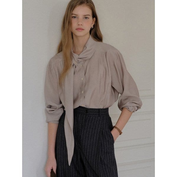 comos 1647 two-way scarf blouse (beige)