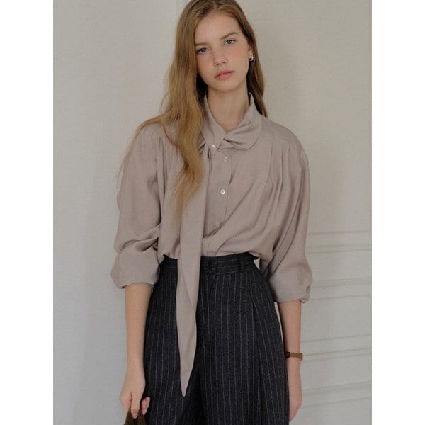 comos 1647 two-way scarf blouse (beige)