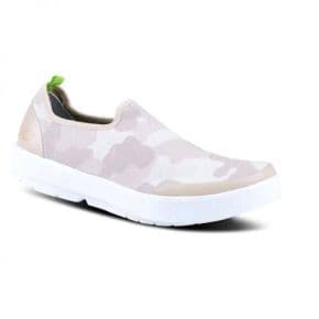 4865107 OOFOS Womens Oomg Ezee Shoe In Tan Camo