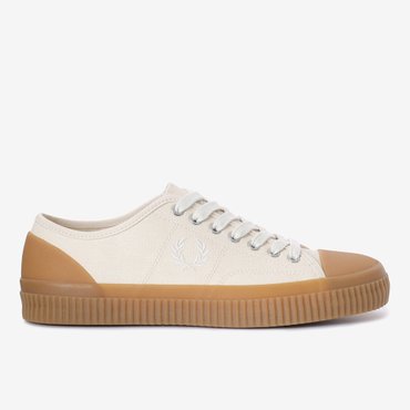 프레드페리 (Hughes Low Canvas) FRED PERRY 남녀 공용 스니커즈 SFPU2334365-T93