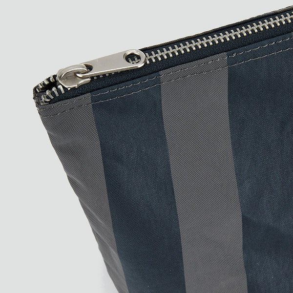 파우치 L J145202012058