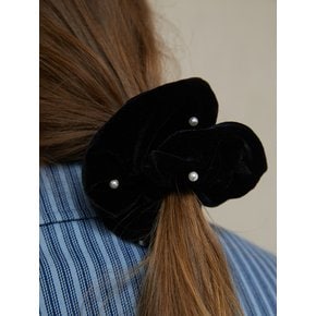 Velvet Pearl Scrunchie