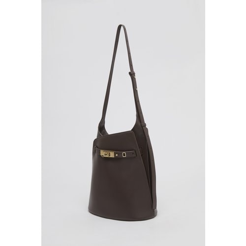 Clip bucket bag(Walnut brown)_OVBAX24010DKB