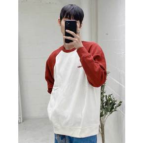 남녀공용 바시티 레글런 맨투맨 티셔츠/