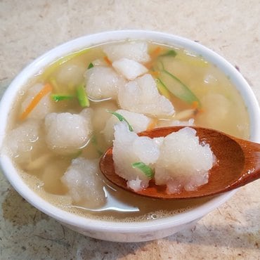  [강원도 전통의 맛] 생감자를 갈아만든 옹심이, 감자전, 장칼국수 골라담기