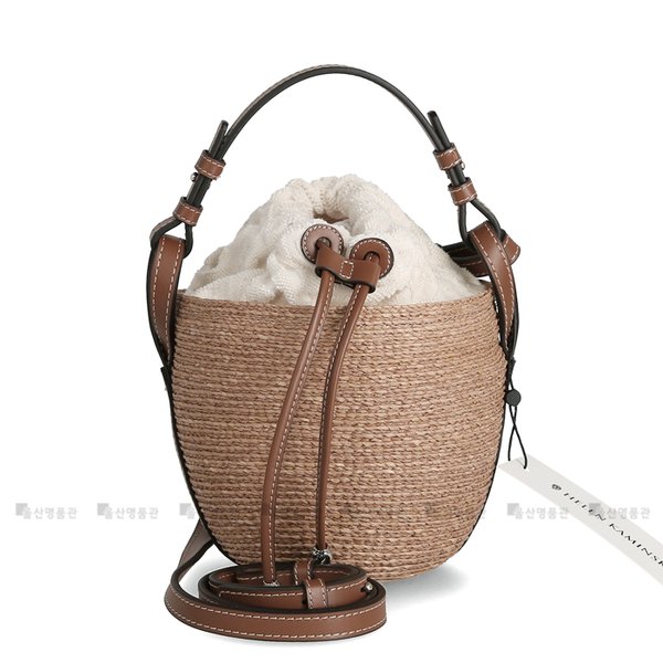 [부산점] 스트링 메탈로고 BAG51753 Nougat Parchment 헬렌카민스키 아구아 버킷 토트백 크로스백 숄더백