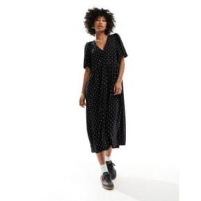 4542228 Monki short sleeve button up midi dress in black and white monochrome polka dot