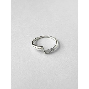 Arc Loop Ring