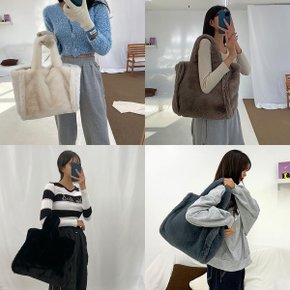 스퀘어퍼숄더백 겨울 여성 가방 털 무지 데일리 멀티_P349964334