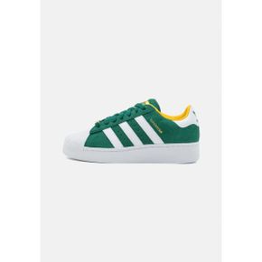 3696528 adidas SUPERSTAR XLG - Trainers collegiate green/footwear white/bold gold