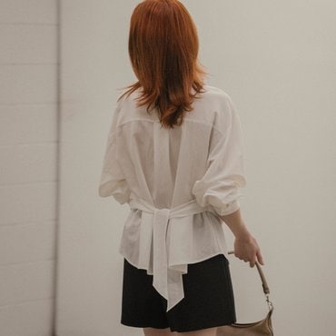 노운베러 Natural draped ribbon blouse_Ivory
