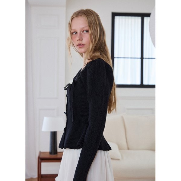 [시흥점] 여성 브로치 페플럼 가디건 (ER4OKG52)