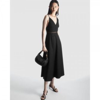 이스퀘어 4500302 COS V-Neck Midi Slip Dress - Black Dark