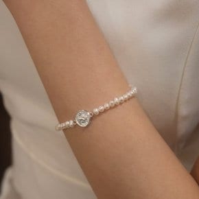 [925 silver] Portrait pearl bracelet