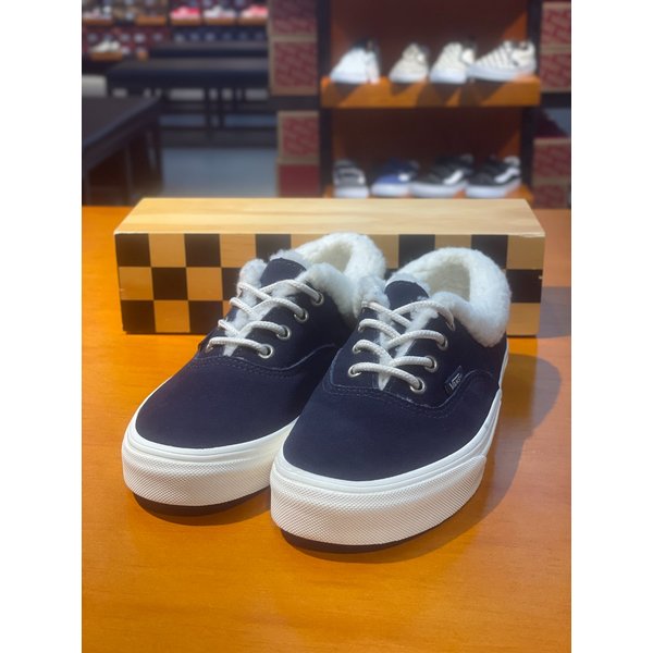 [여주점] (남여공용) 스니커즈 어센틱 셰르파 (네이비) (VN0A5JMRJDU)