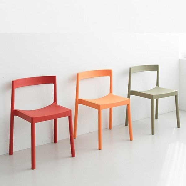 관리 쉬운 플라스틱 식탁 의자 카페 업소용 인테리어 디자인 체어 HW135 (착불)