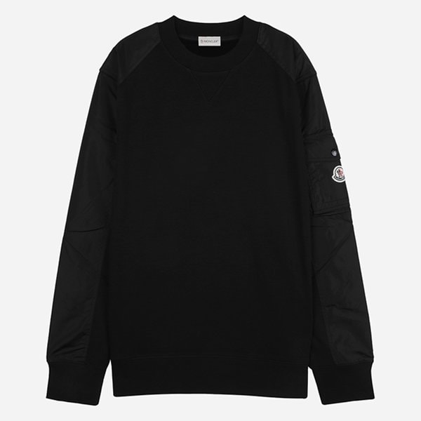 [시흥점] [몽클레어]5F 8G00049 89A8F 999 남성 로고 패치 포켓 맨투맨 블랙