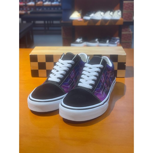 [여주점] (남여공용) 스니커즈 케이팝 데몬 헌터스 올드스쿨 (블랙) (VN000ECUB5P)