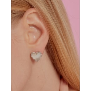 Classic Cubic Heart Earrings EC1910