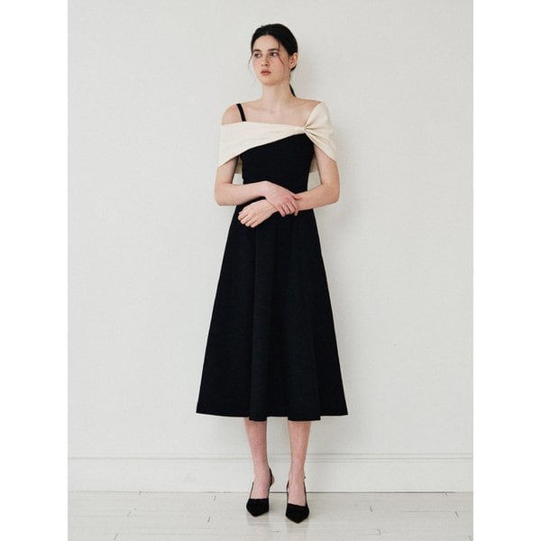 Kaley One-piece (Black)