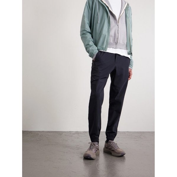 아디제로 에보 SL 스트라이프 메쉬 러닝 스니커즈 46376663163010392