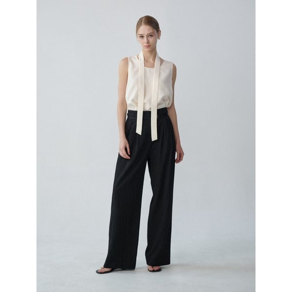 HAZEL Scarf Sleeveless Blouse (Cream)