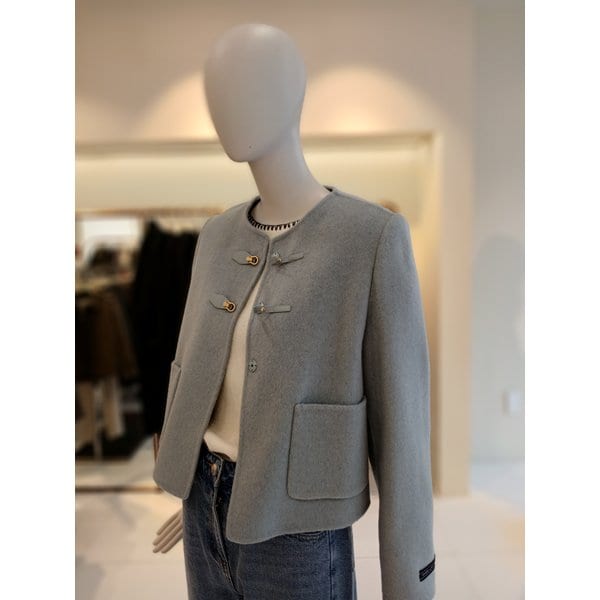 [여주점] 씨씨콜렉트 금장고리숏코트 E261msg152