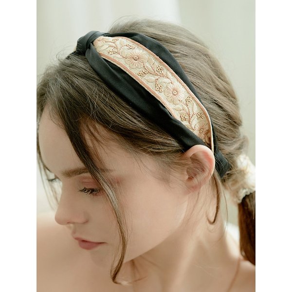 헤리티지 블룸 헤어밴드 (Heritage Bloom Hairband)