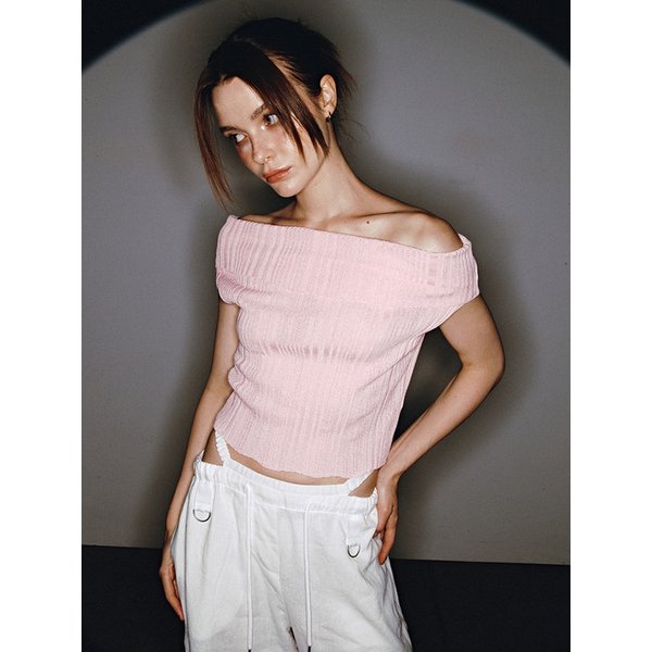[리퍼브]COOL OFF SHOULDER KNIT [PINK]