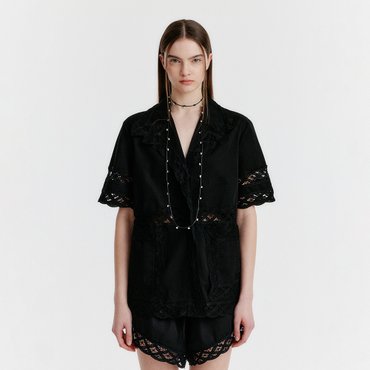 EENK YOMITA Short Sleeve Lace-trim Shirt - Black