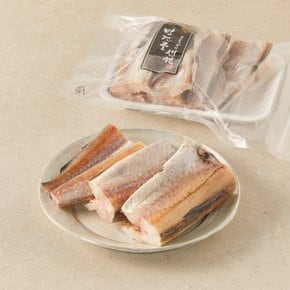 [냉동][러시아] 머리없이 몸통만 담은 잘 말린 반건조 절단 코다리 (2미, 520g)