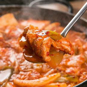 돼지고기 김치찜 800g