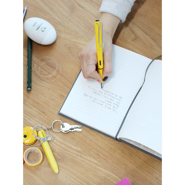 BRILLIANTA NOTE-MEDIUM