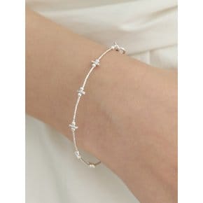 Pin bracelet