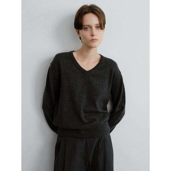 Basic wool v-neck knit (charcoal)