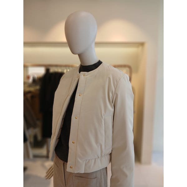 [여주점] 씨씨콜렉트 라운드넥숏다운점퍼 E261psg181