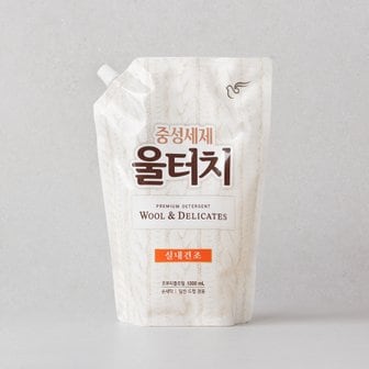 피죤 울터치 1300ml 리필