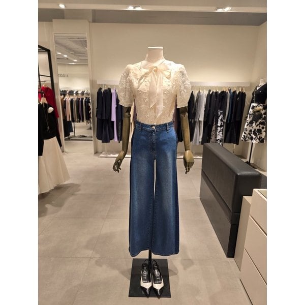 [파주점] 세트 레이스  리본 블라우스 + 트렌디 데님 팬츠 JS3B0BL413,JR3A0SLD29