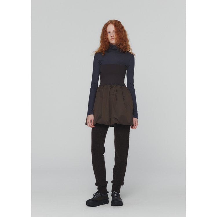 【AMOMENTO】24fw NYLON SHIRRING MINI SKIRT & TOP 아모멘토 24FW NYLON SHIRRING MINI SKIRT & TOP (2COLORS