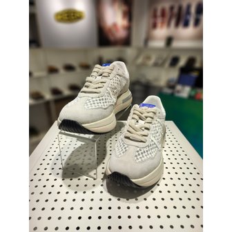 프리미아타 [여주점] [CASSIE] 흰색 여성 캐시 스니커즈_HTSO5E833OW