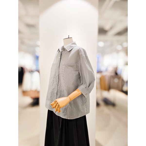 [파주점] [더아이잗컬렉션]쿨터치 진주 버튼 스트라이프 셔츠 CR5A0BL481