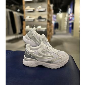 휠라 [파주점] 키즈  데이즈런 운동화 (3XM02475H-100)