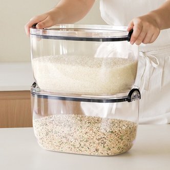 네이쳐리빙 냉장보관이 편리한 투명 밀폐 쌀통 5KG스쿱증정