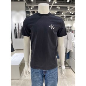 [파주점] [CK진]남여 공용 레귤러핏 모노그램 로고 반팔 티셔츠 4RAB213-UB1